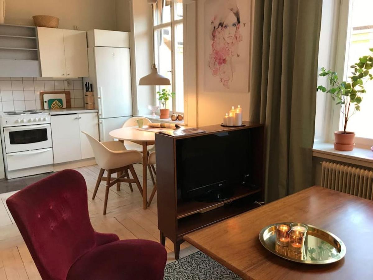 Bohemian And Light One Room Apartment In Sofo 31Sqm 스톡홀름 외부 사진